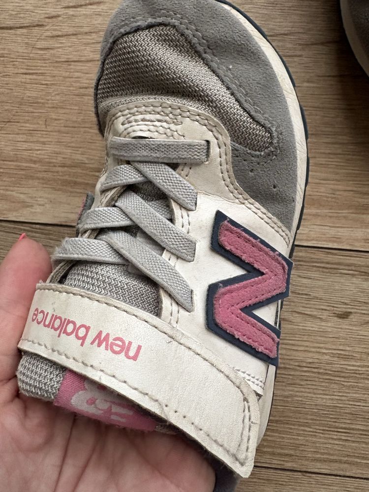 Oddam adidasy New Balance używane dziewczynka 18.5 cm/31