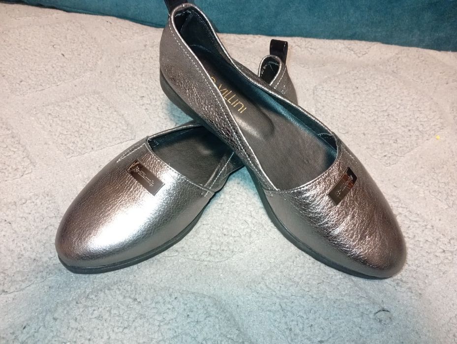 Туфлі балетки нові 39
