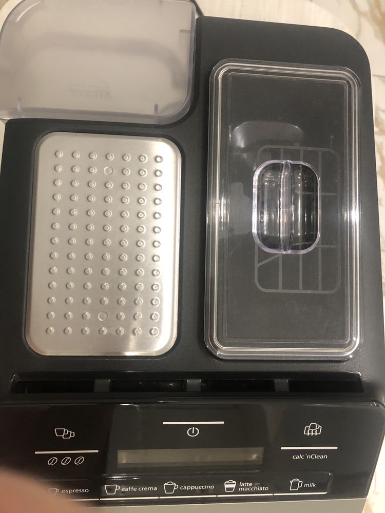 Продам кофемашину Samsung