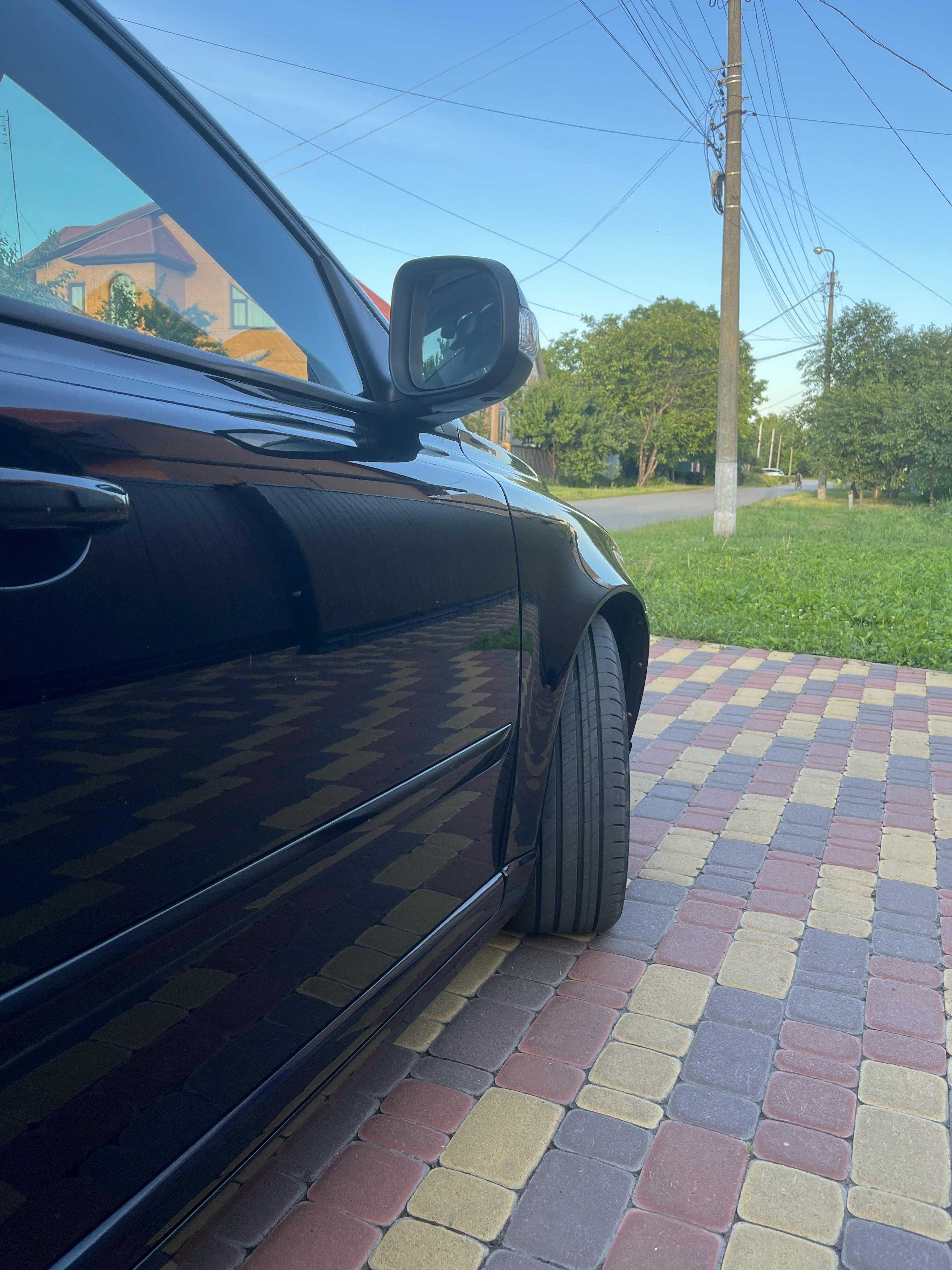 Volvo V50 2012 рік