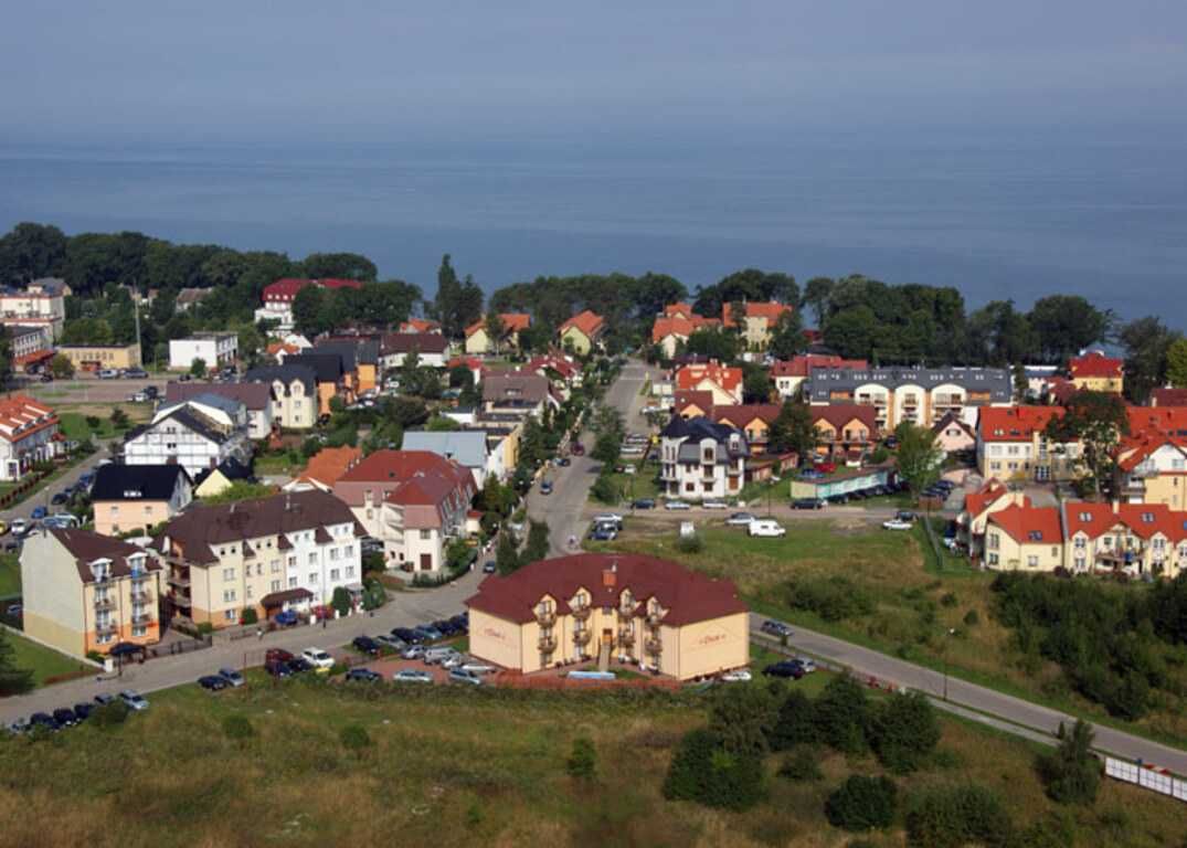 Pensjonat Piast Rewal. Noclegi ze śniadaniem blisko morza  i centrum.