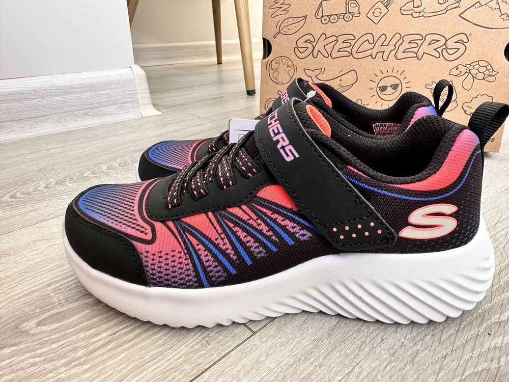 Продам кросівки Skechers 33