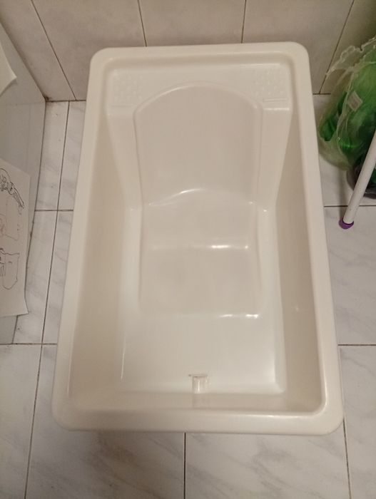 Banheira para bebé em ótimo estado