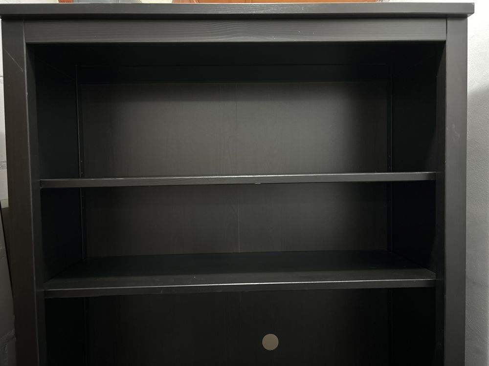 Drewniany regal na ksiazki, biblioteczka Ikea