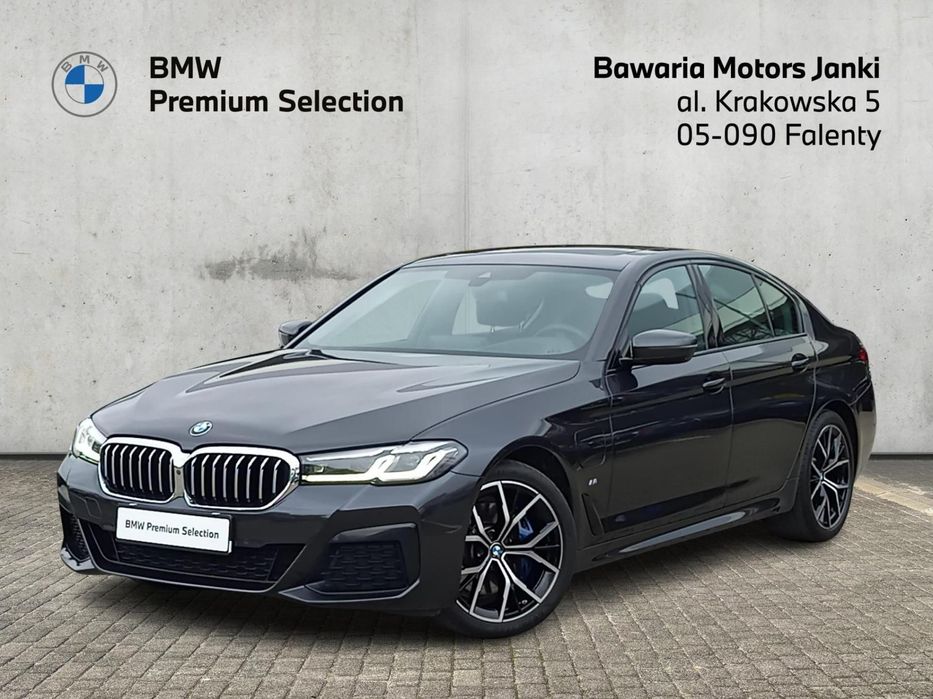 BMW Seria 5 530e xDrive Sedan, Adaptacyjny LED, Ambiente, Szklany Dach, Head-Up