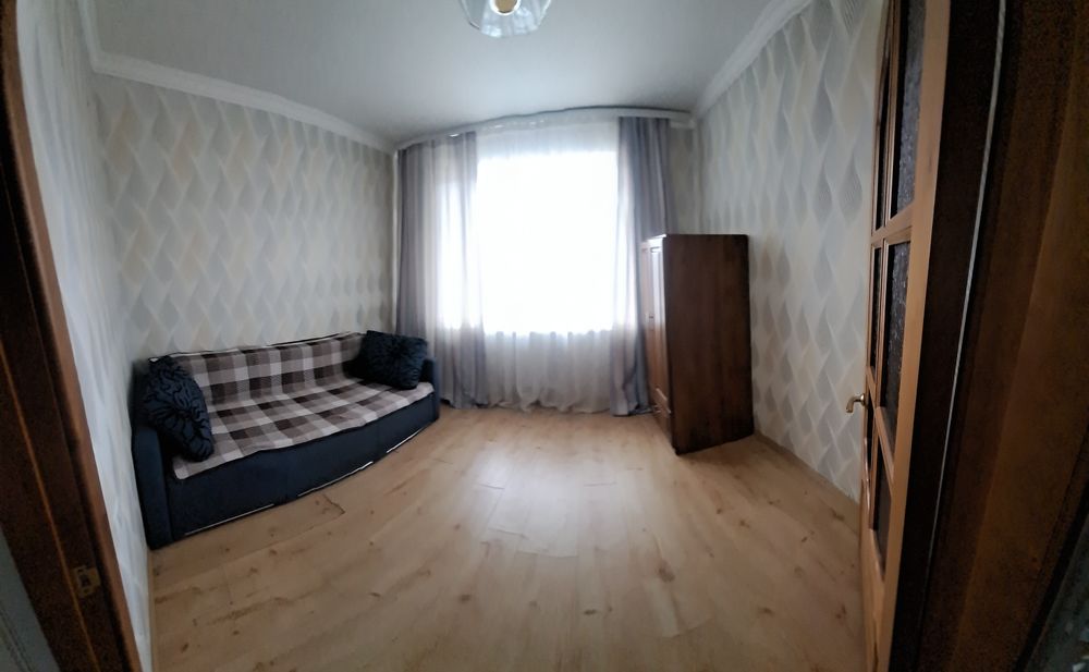 Сдам 2 комнаты в трех комнатной квартире. От собственника