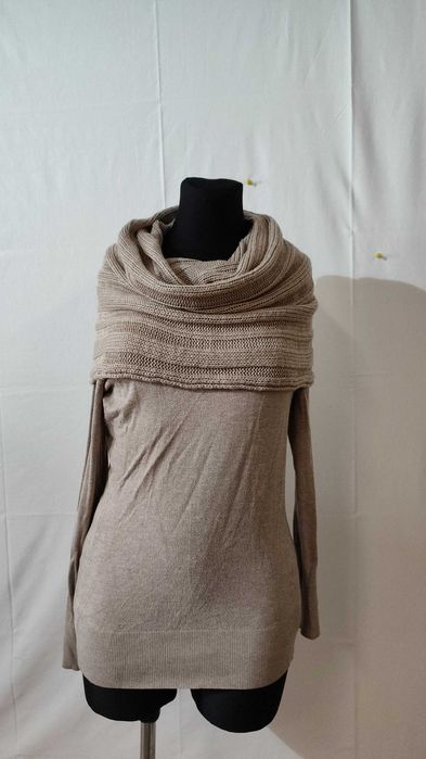 Beżowy sweter golf Manguun r. 36       B/109