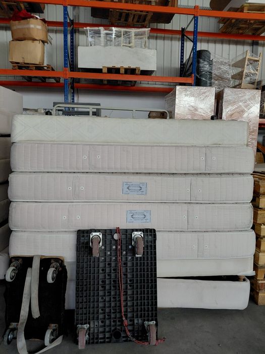 Colchão cama solteiro 200cm * 100cm tenho vários