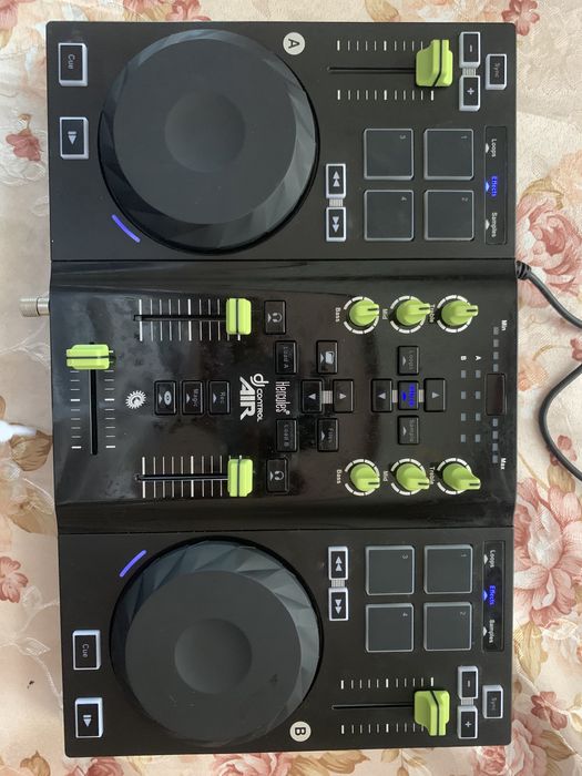 Hercules DJ Control AIR For iPad DJ Software Controller