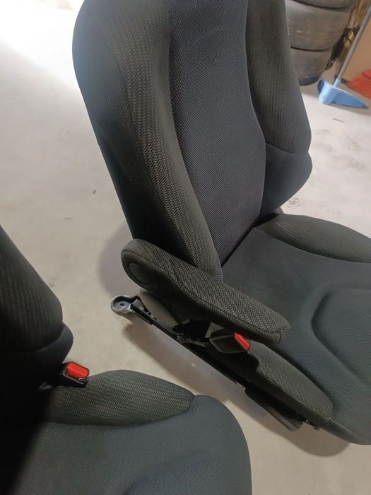Conjunto de bancos c/ airbag - Honda jazz II  ( 2008 / 2015 )