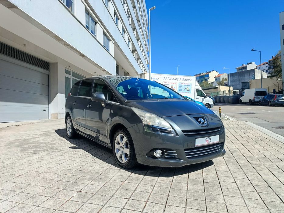 PEUGEOT 5008 1.6 HDI 112cv 7 lugares 2009 1 dono