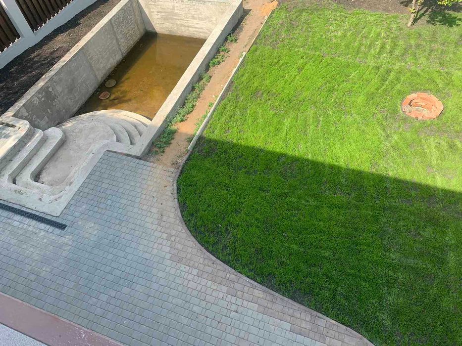 Продам стильный современный 2-хэт дом с бассейном