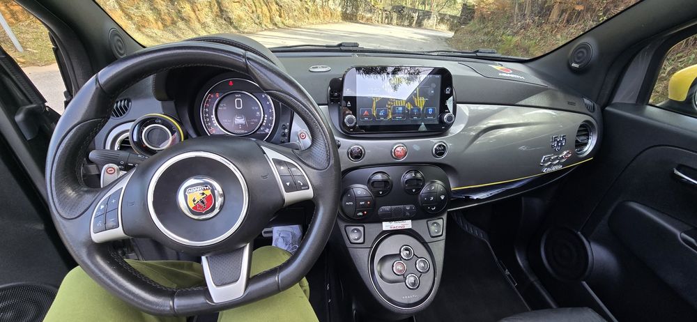 Abarth 595  Turismo cabrio 1.4T Cx Auto edição limitada
