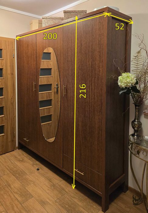 Szafa duża 3-drzwiowa