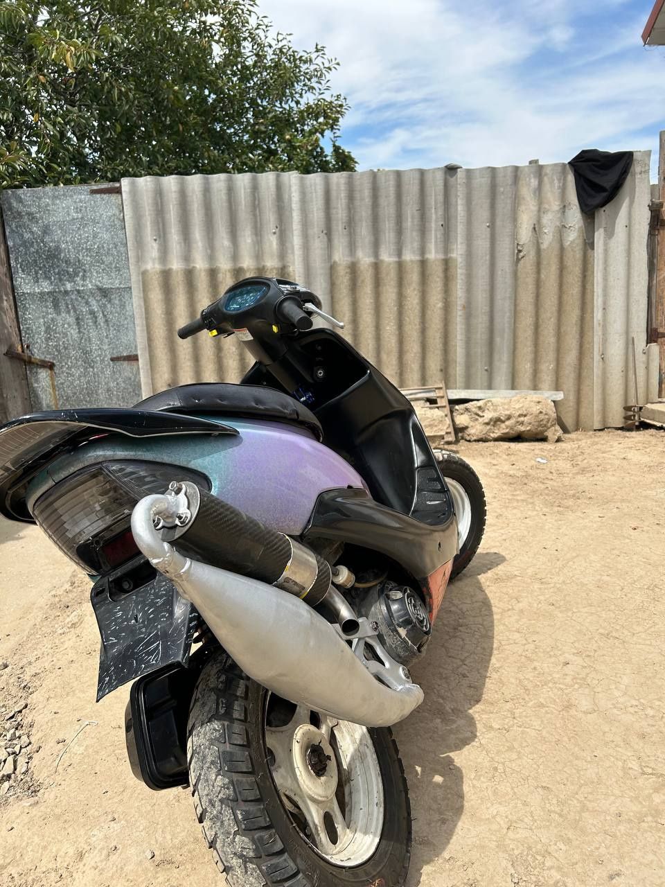 продам трубу-резонатор леовінчі  на honda dio af34 35zx