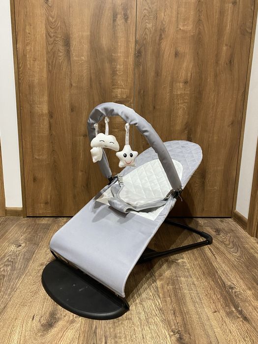 Leżaczek bujaczek 2 w 1