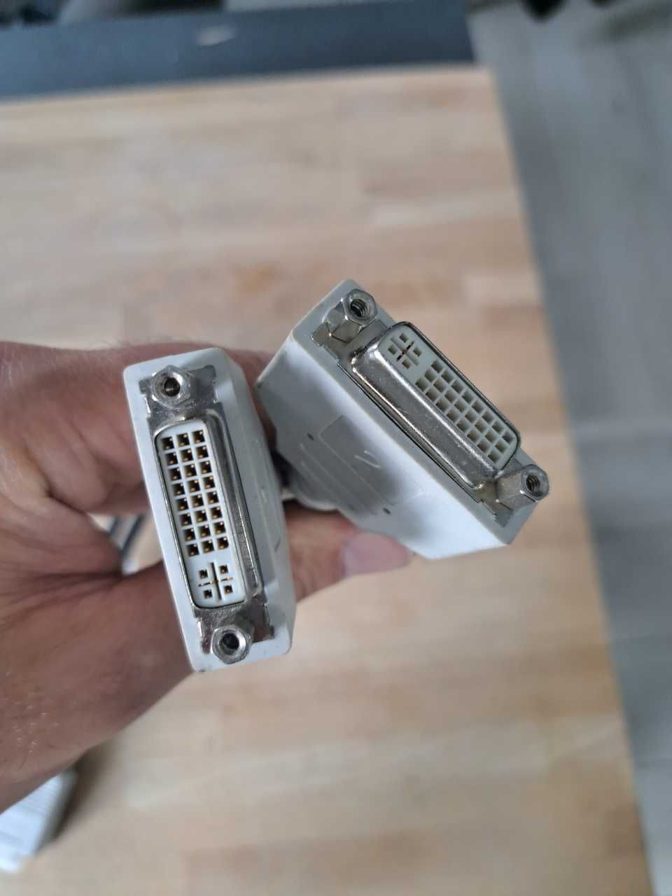 Przejściówka adapter z DMS na 2 x DVI-I