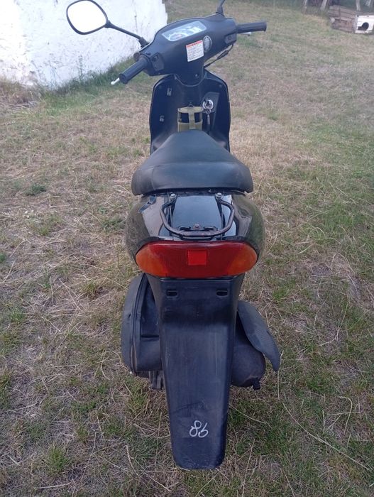 Скутер  Suzuki летс