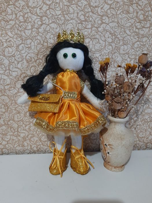 Лялька ручної роботи