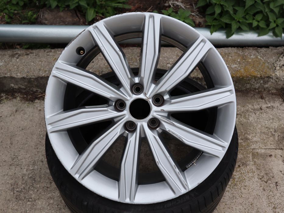 felga aluminiowa audi oe 8.5 x 19 5x112 et -40