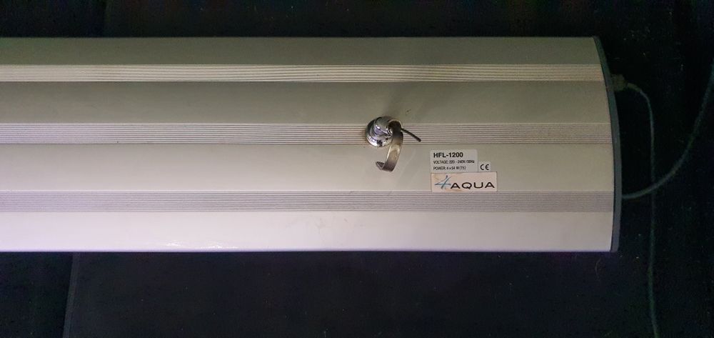 Sprzedam belka oswietleniowa t5 120 cm do akwarium