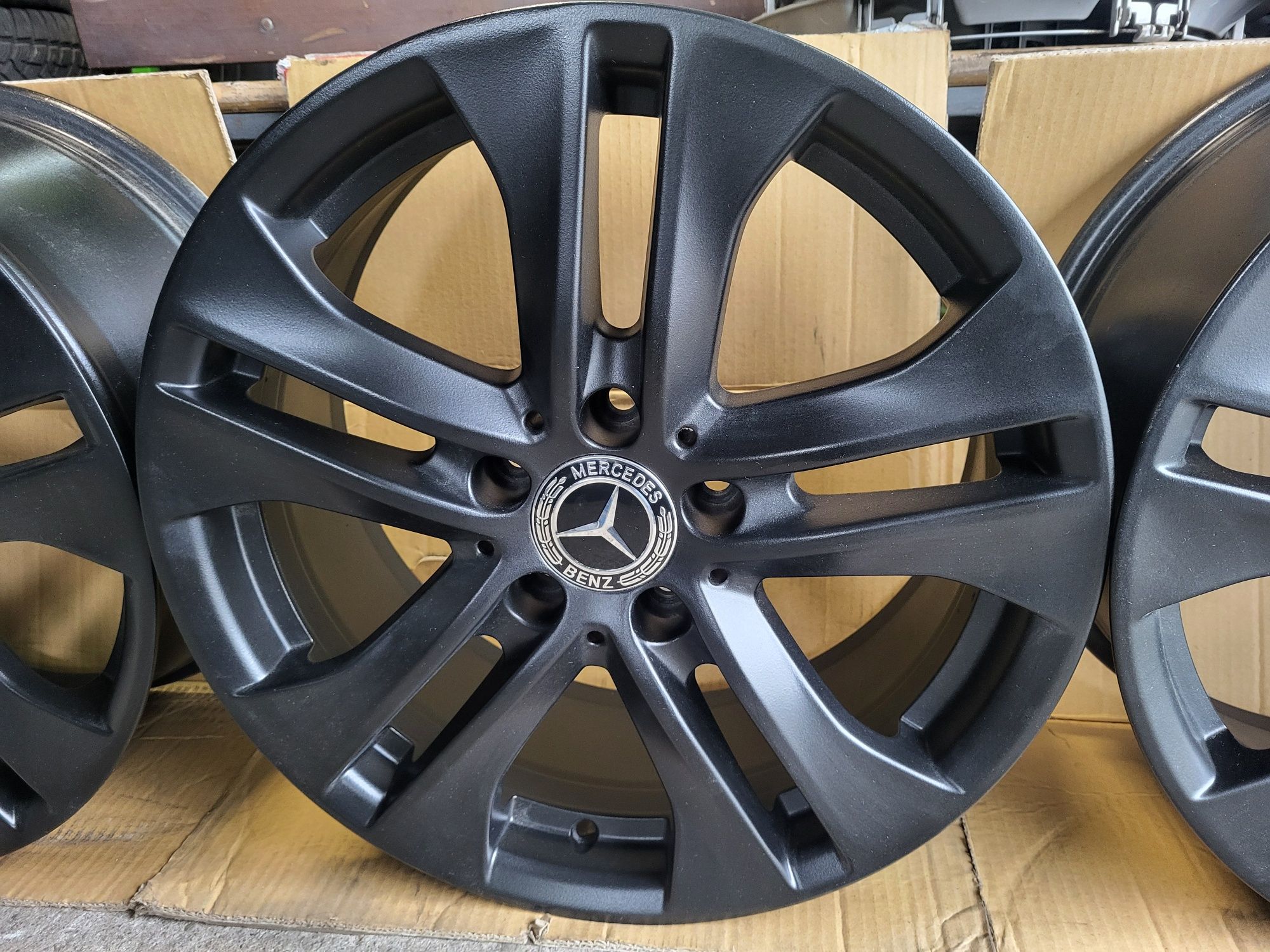 Alufelgi 5x112 17cali Mercedes Czarny Mat
