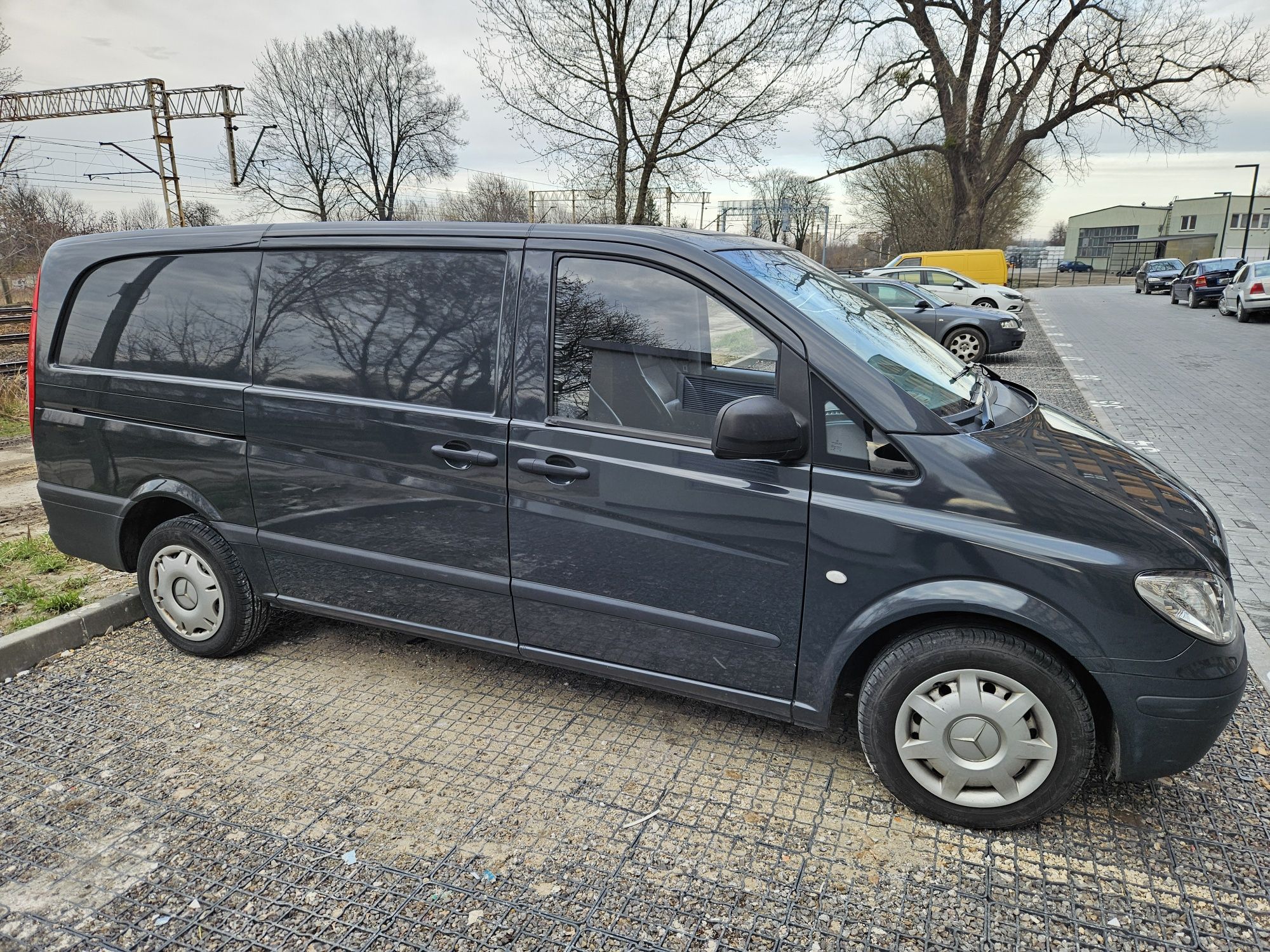 Mercedes Benz Vito 115 kamper blaszak