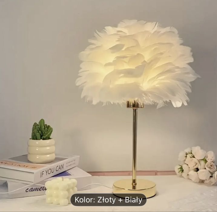 Regulowana lampa stołowa