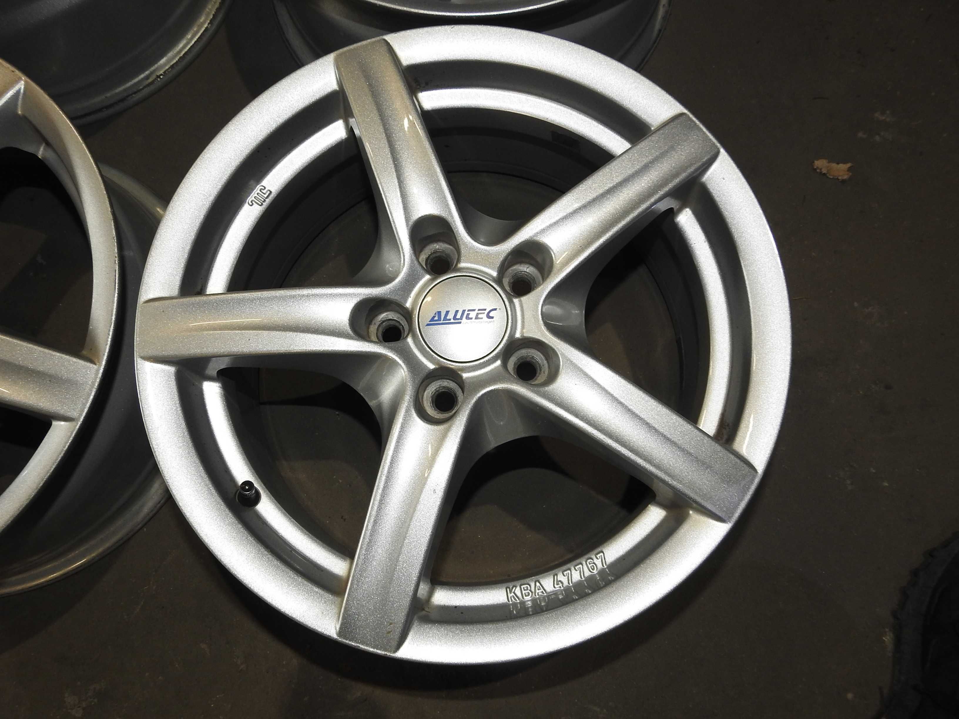 4x Alu 16'' 5x115 6,5J ET41 Piasta 70,3mm ALUTEC Dedykowane do OPEL