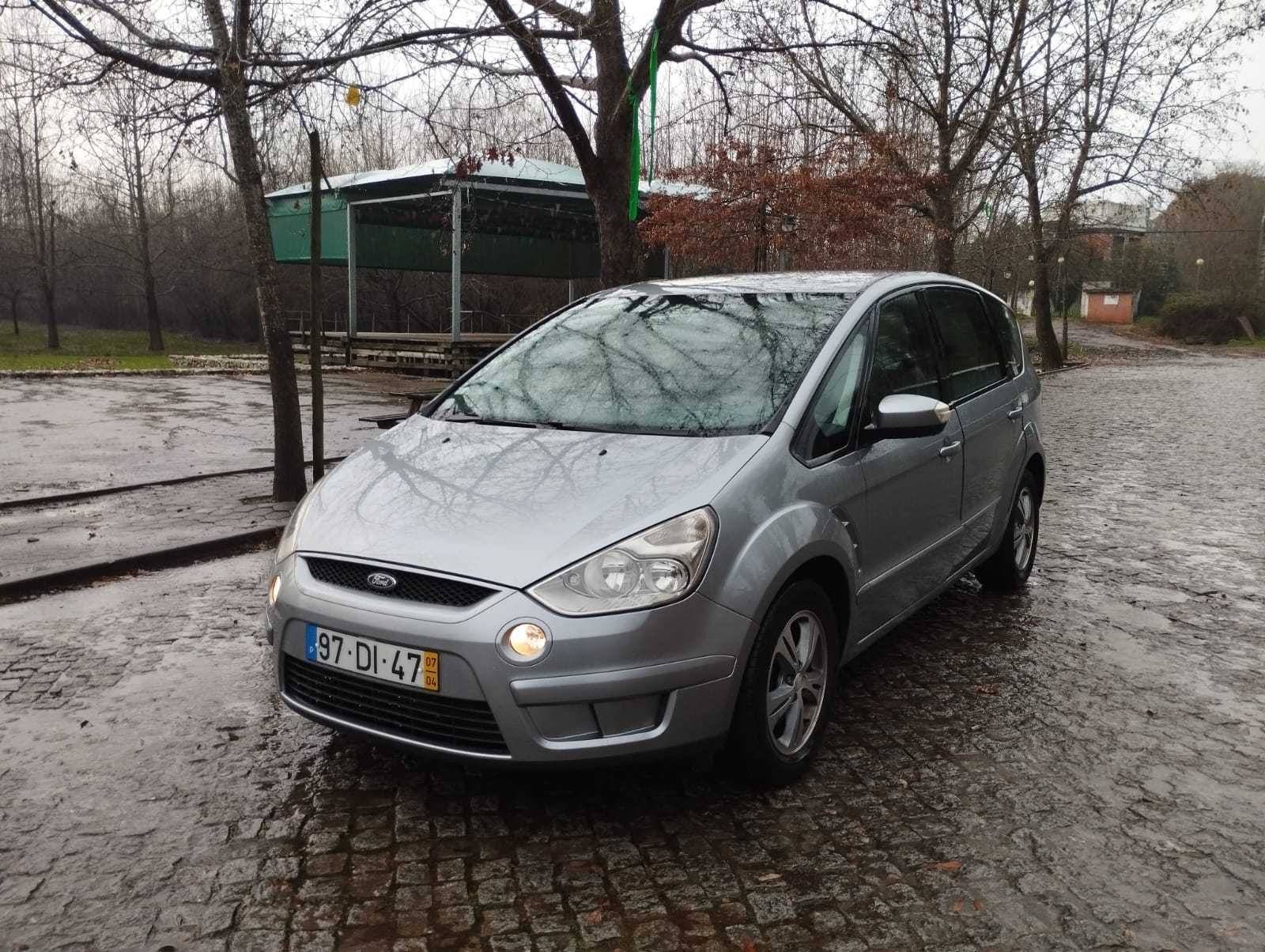 Ford S-Max Ler Descrição