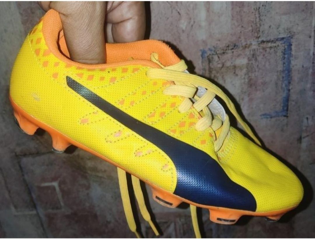 Дитячі бутси Puma, 33р