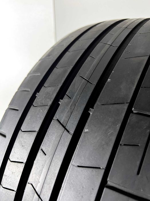 Pneus Pirelli Pzero PZ4 - 235/35/19 - Como NOVOS