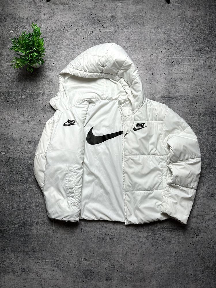 Женская куртка/ пуховик Nike Reversible Down Jacket