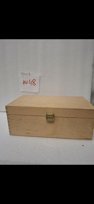 Pudełko drewniane z przegródkami vintage
