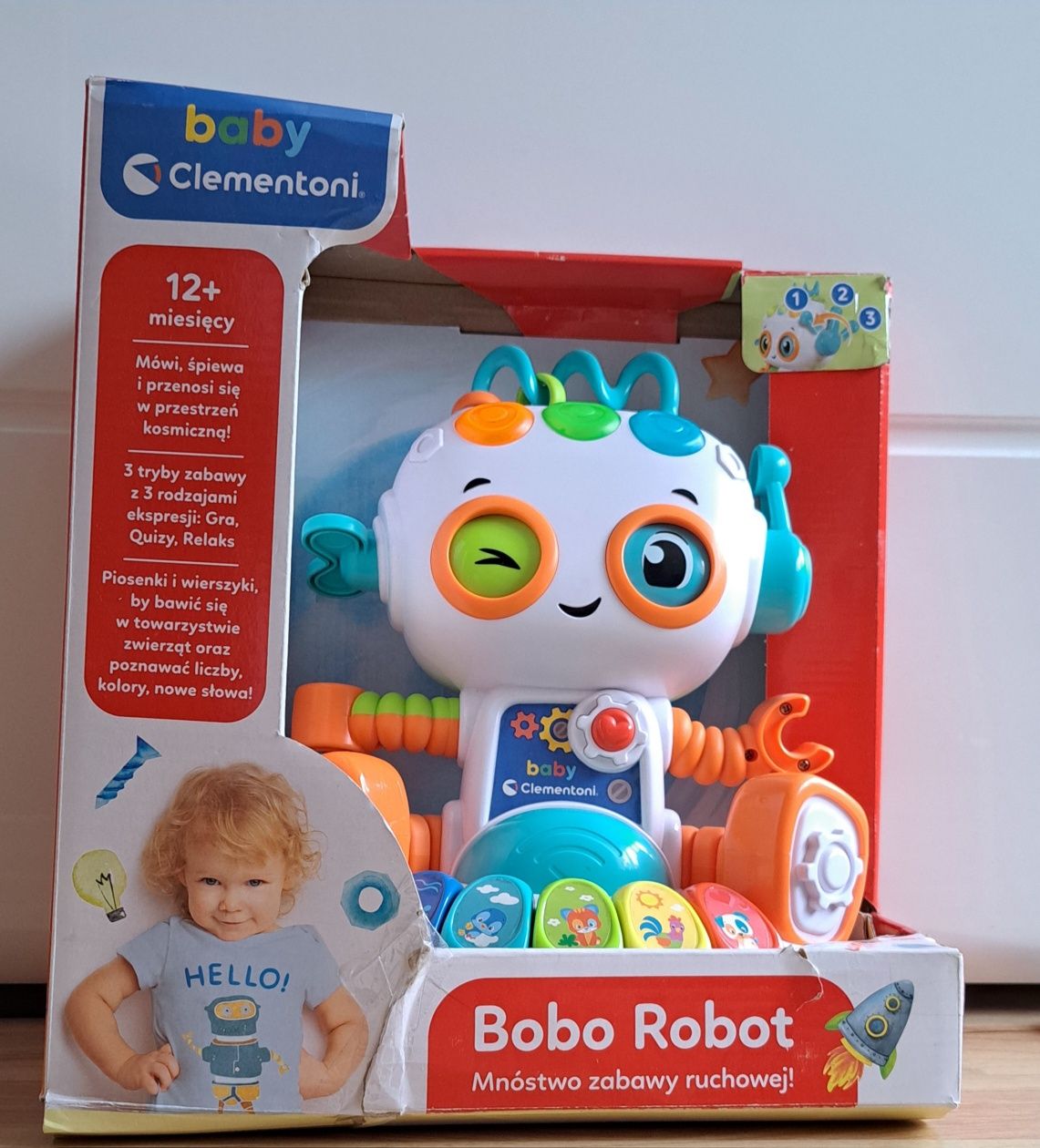 Interaktywny robot BOBO