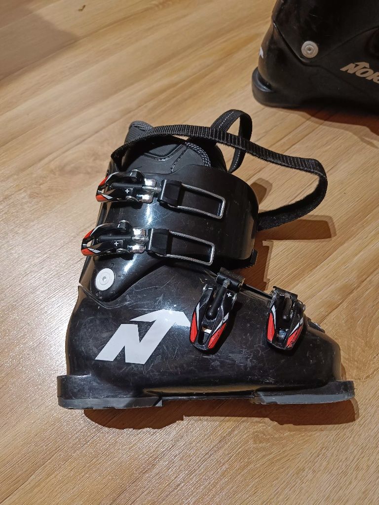 Buty narciarskie dziecięce NORDICA