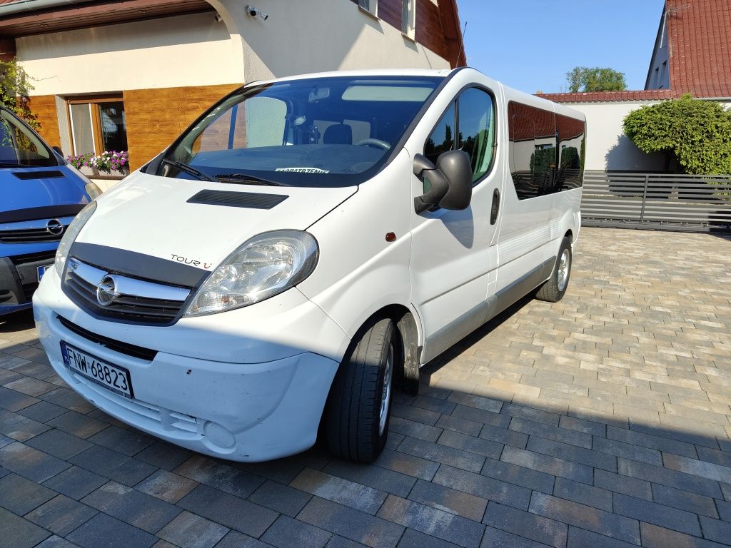 Opel Vivaro 2,0D 9-Osobowy ,,Zamiana,,