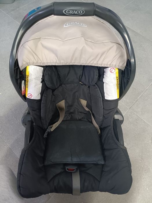 Carrinho de Bebé e Ovo Graco Duo Evolution