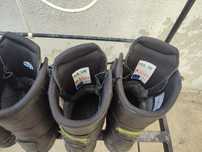 2 par de botas de marca
