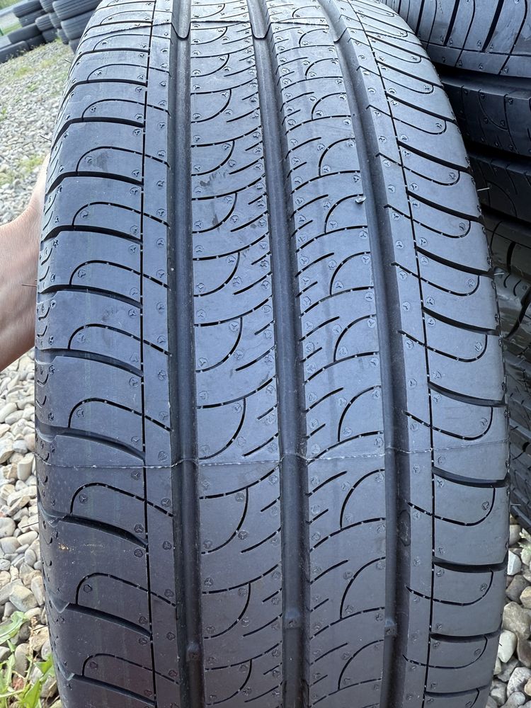 215 60r17c Goodyear шини нові літні 24рік