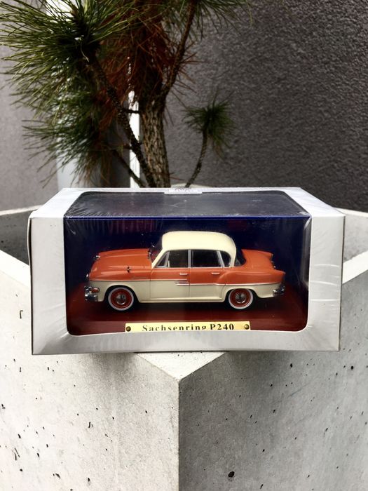 Czasopismo-SACHSENRING P240-auta PRL,model,autka,kolekcja