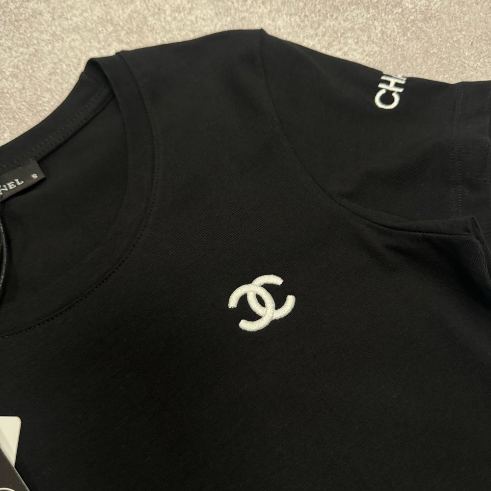 MEGA SALE! Базовая женская футболка Chanel черного цвета размеры S-XXL