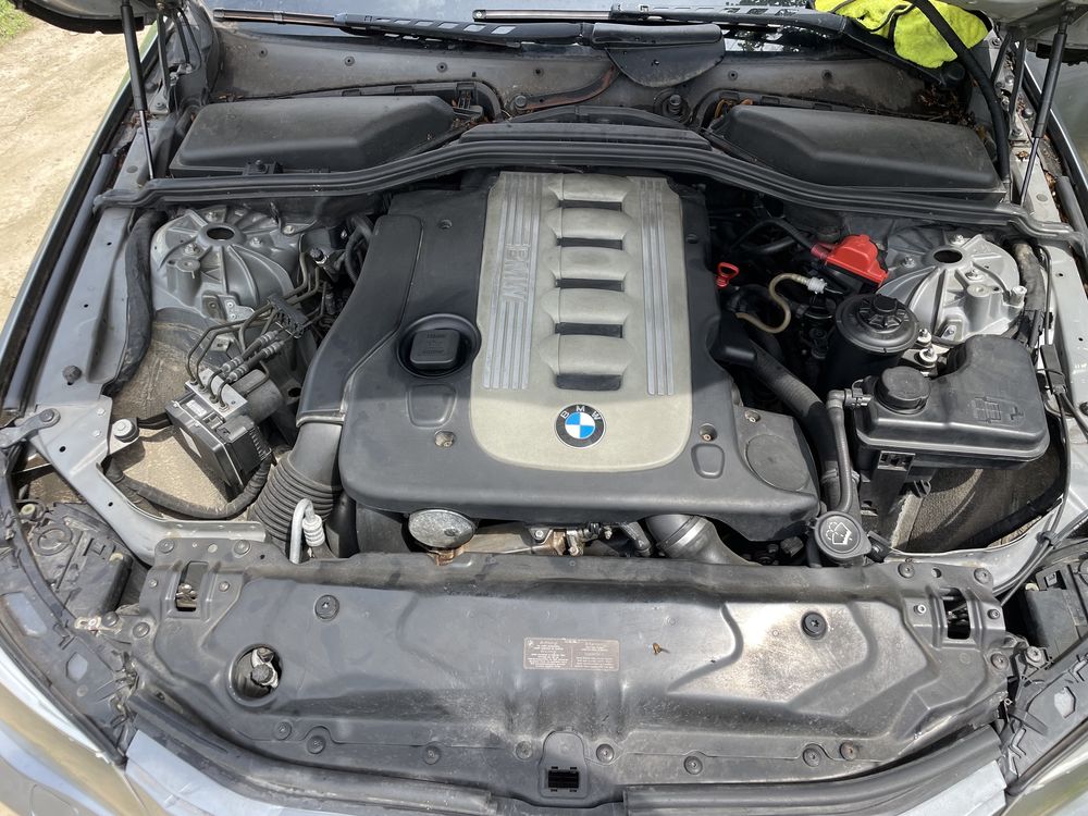 Розборка BMW E60 E61 530 стойки двигатель салон