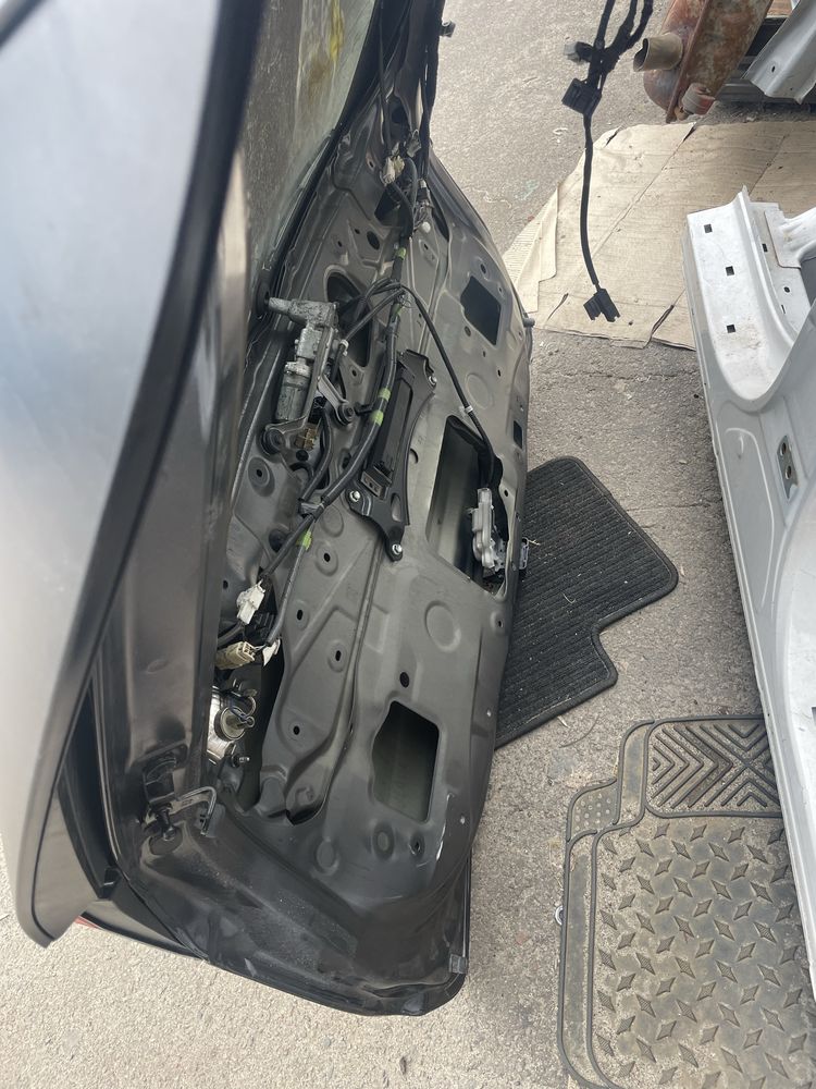 Кришка банажника toyota rav4 19-24р
