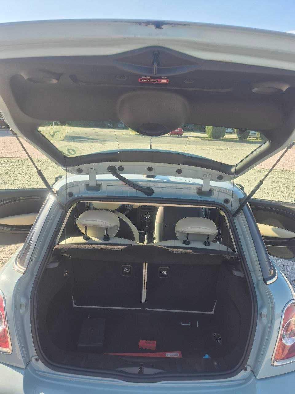 Продам MINI Cooper 2011 рік.