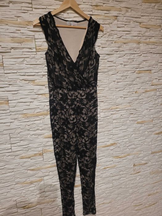 Kombinezon koronkowy rozm. M elastyczny, rozciągliwy