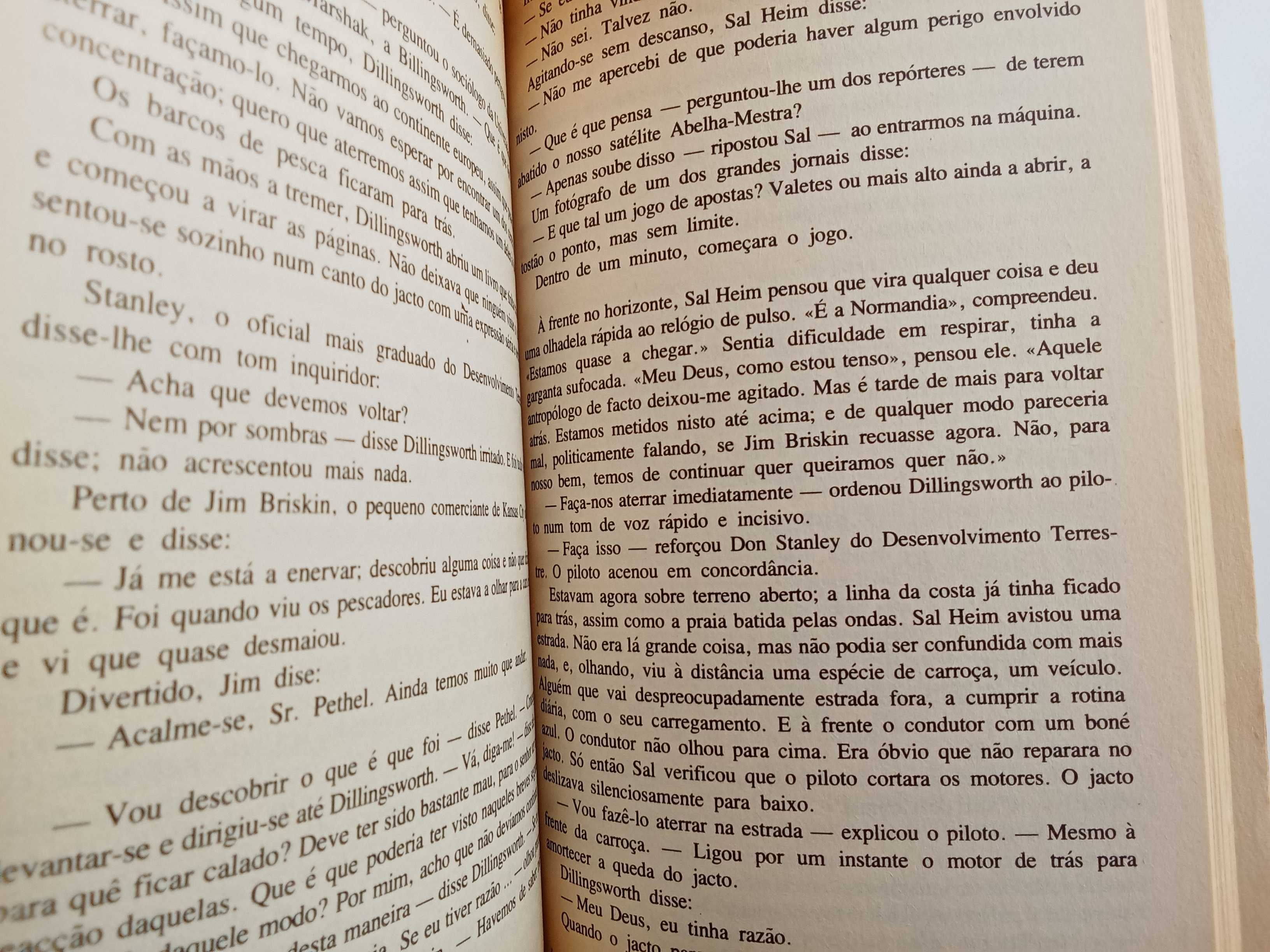 Philip K. Dick - Fenda no Espaço