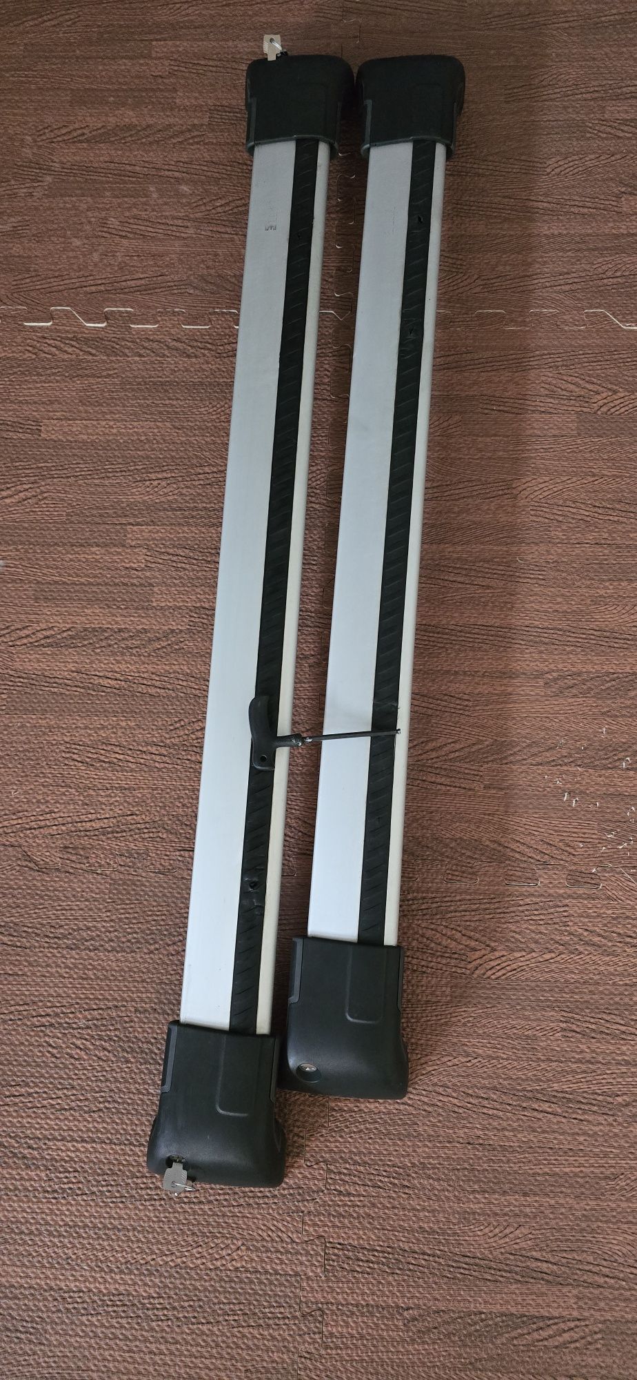 Thule wingbar edge
