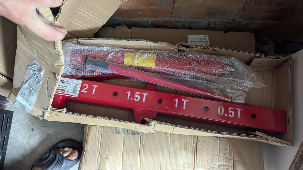 Кран підкатний Intertool гідравлічни Оренда Продаж Журавель Гусак Знім