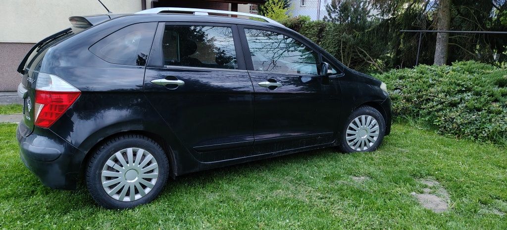 Honda FR-V 2.2 i-CTDi Executive
